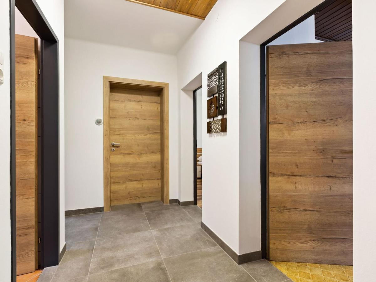 Spacious Apartment In Grossarl With Garden Bagian luar foto